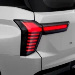 Lampu Belakang Berbentuk T-Shape